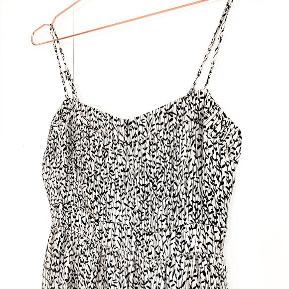 silky dress w/fitted bodice, sweetheart neckline M - Picture 4 of 8